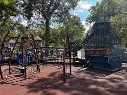 Max Starcke Park